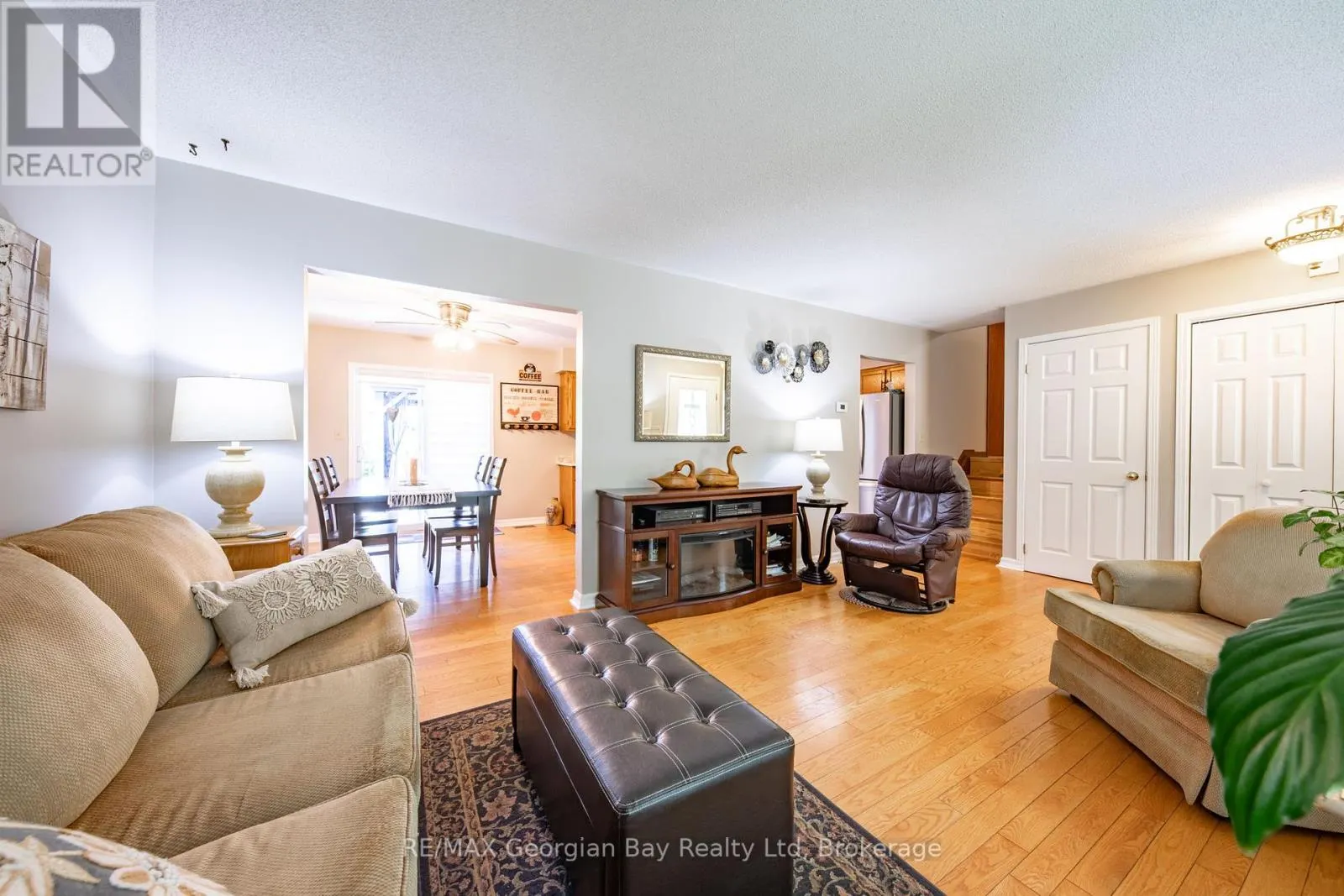 32 BONAVENTURE PLACE