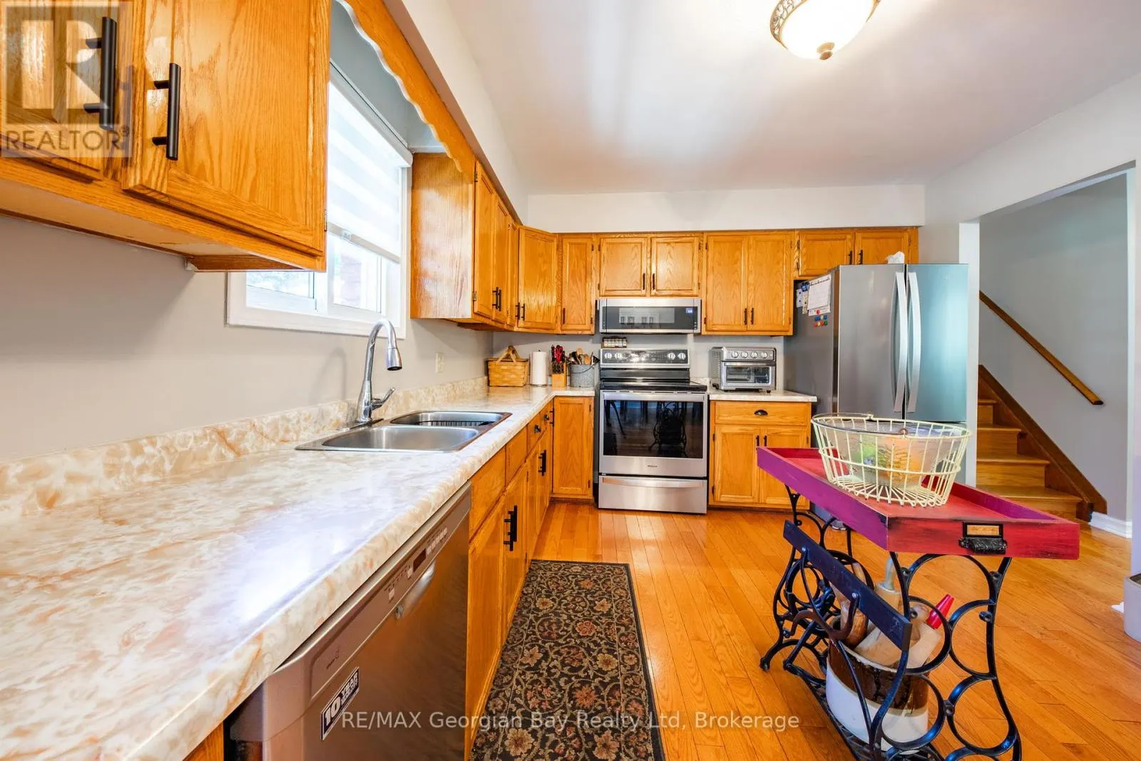 32 BONAVENTURE PLACE