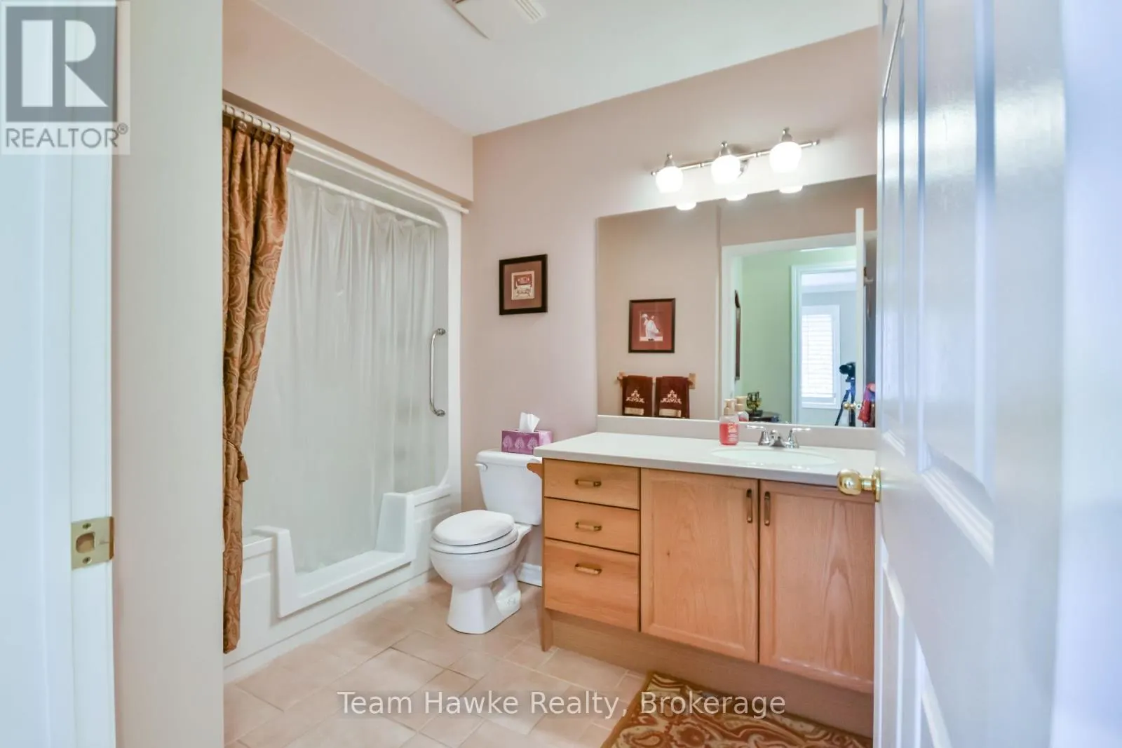 20 - 90 BURKE STREET, #20