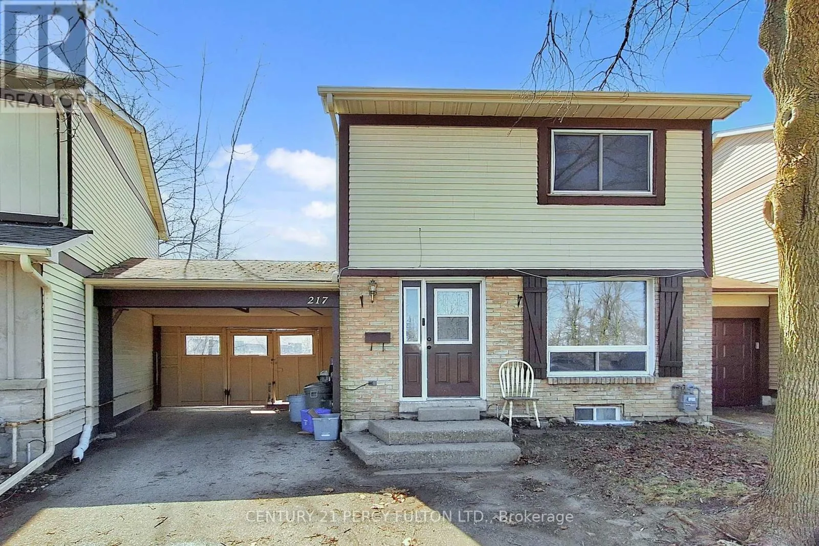 217 CUNDLES ROAD W
