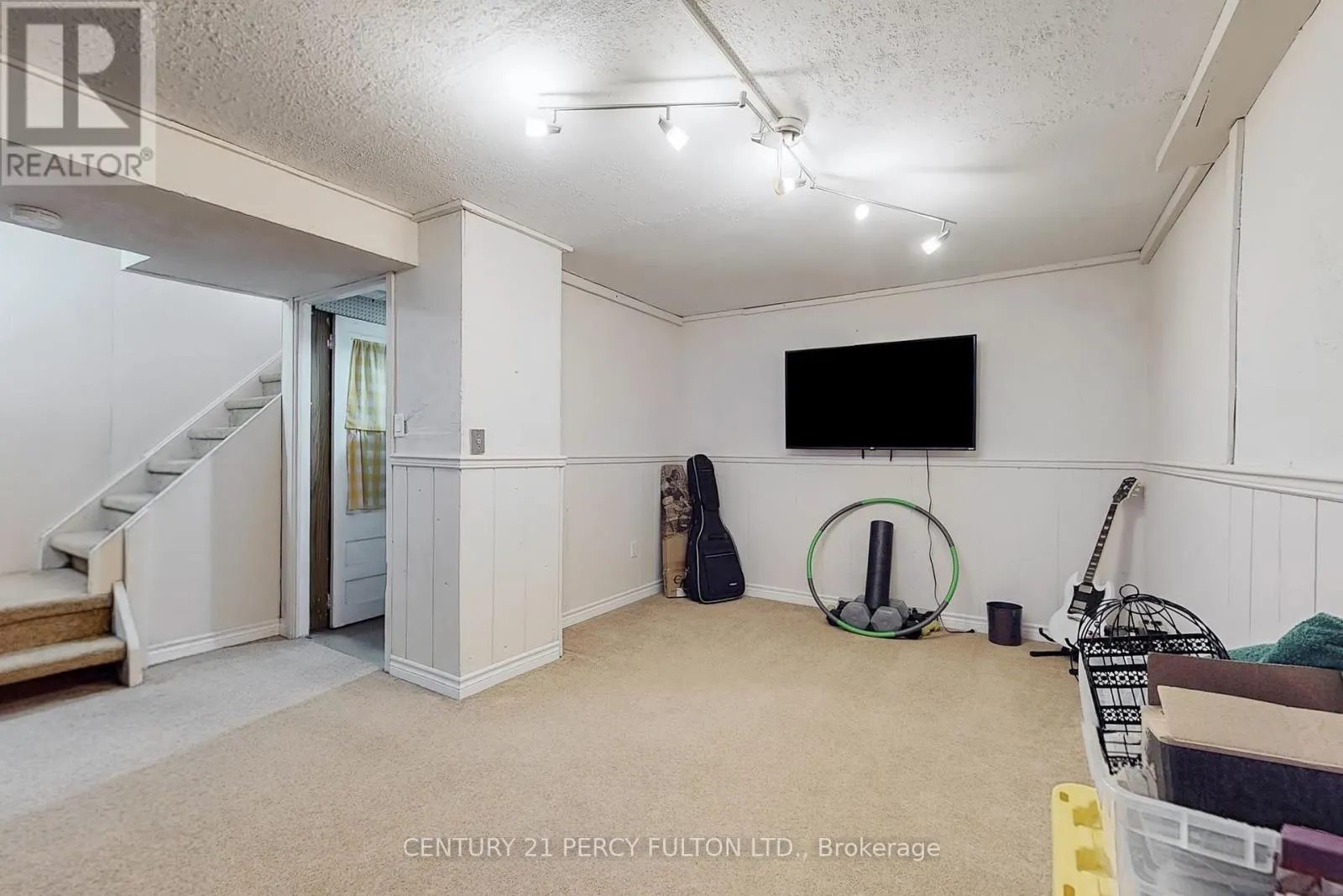217 CUNDLES ROAD W