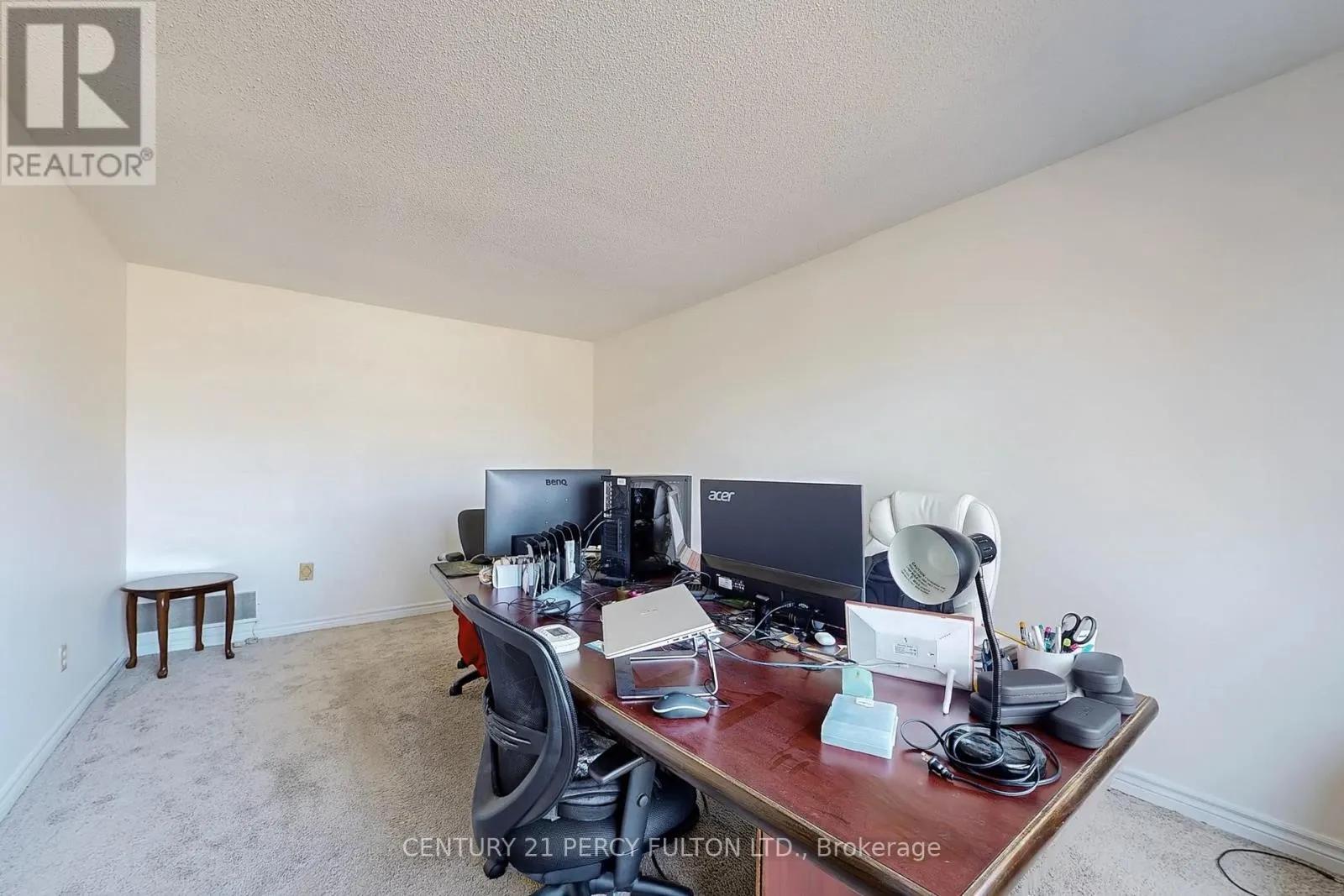 217 CUNDLES ROAD W