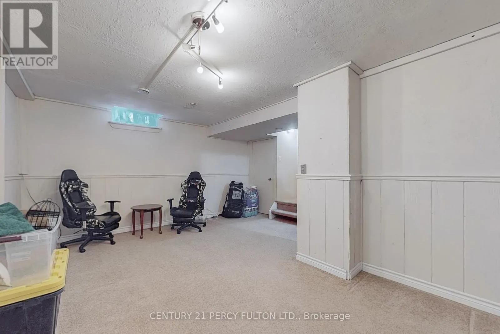 217 CUNDLES ROAD W