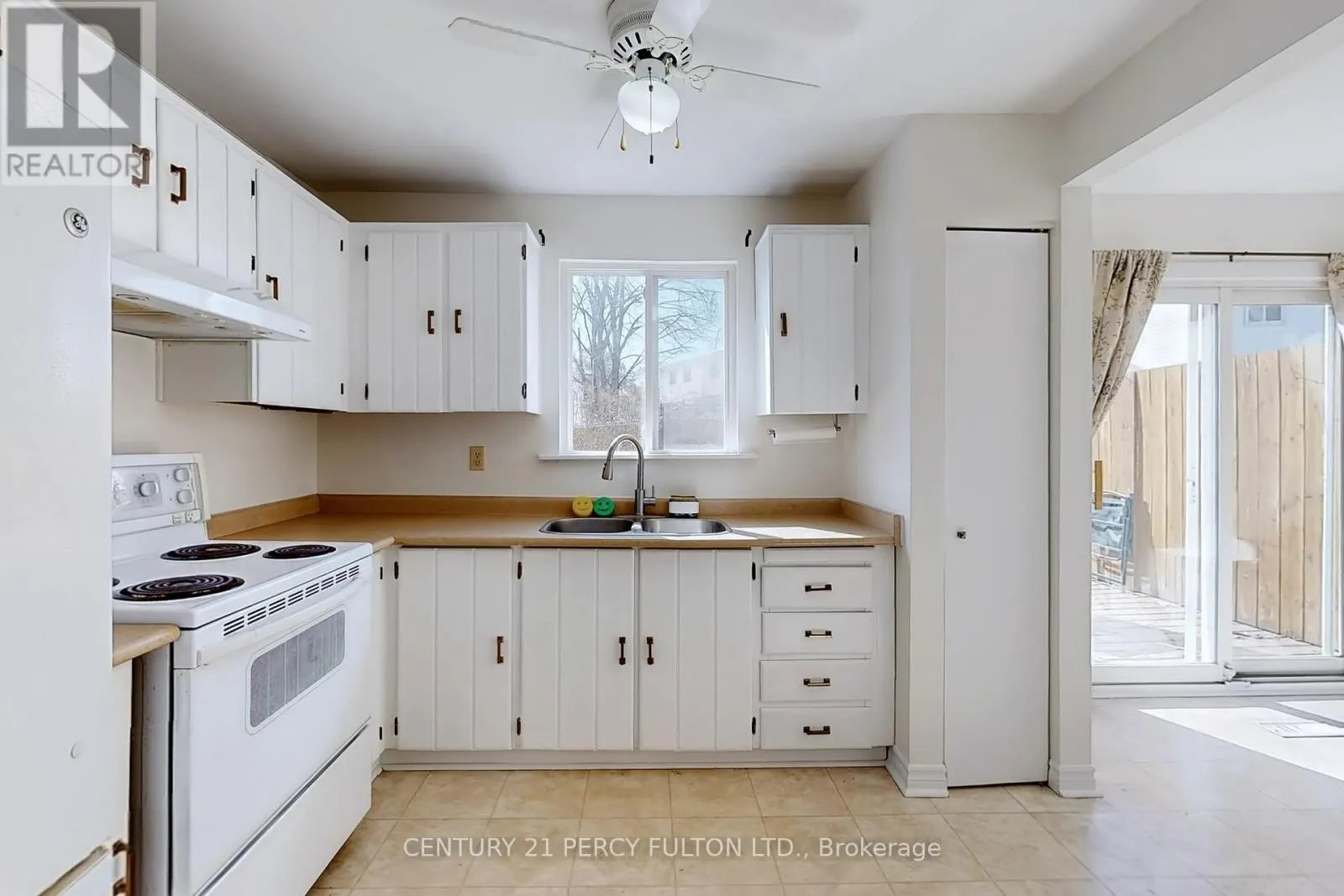 217 CUNDLES ROAD W