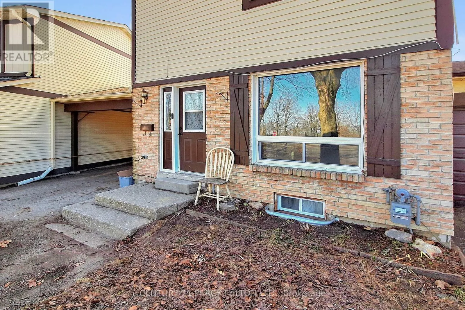 217 CUNDLES ROAD W