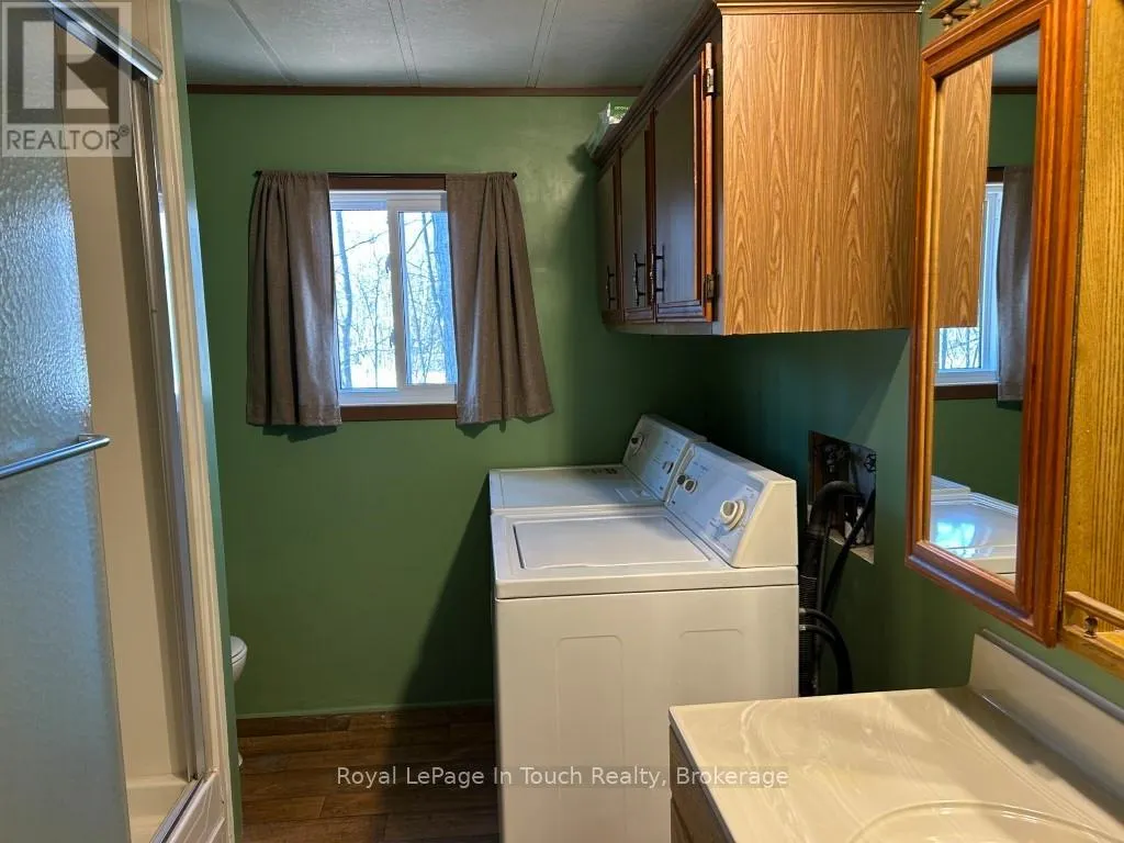 37 - 5263 ELLIOTT SIDE ROAD, #37