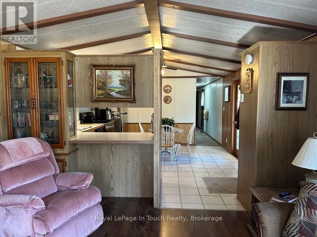 37 - 5263 ELLIOTT SIDE ROAD, #37