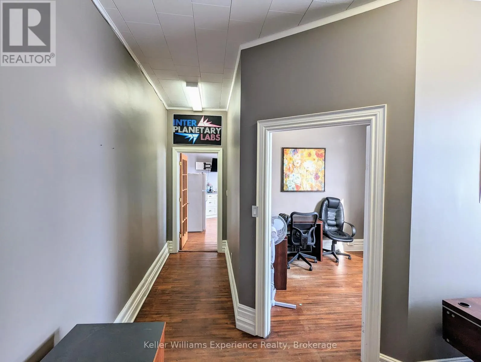5 - 212 KING STREET, #5