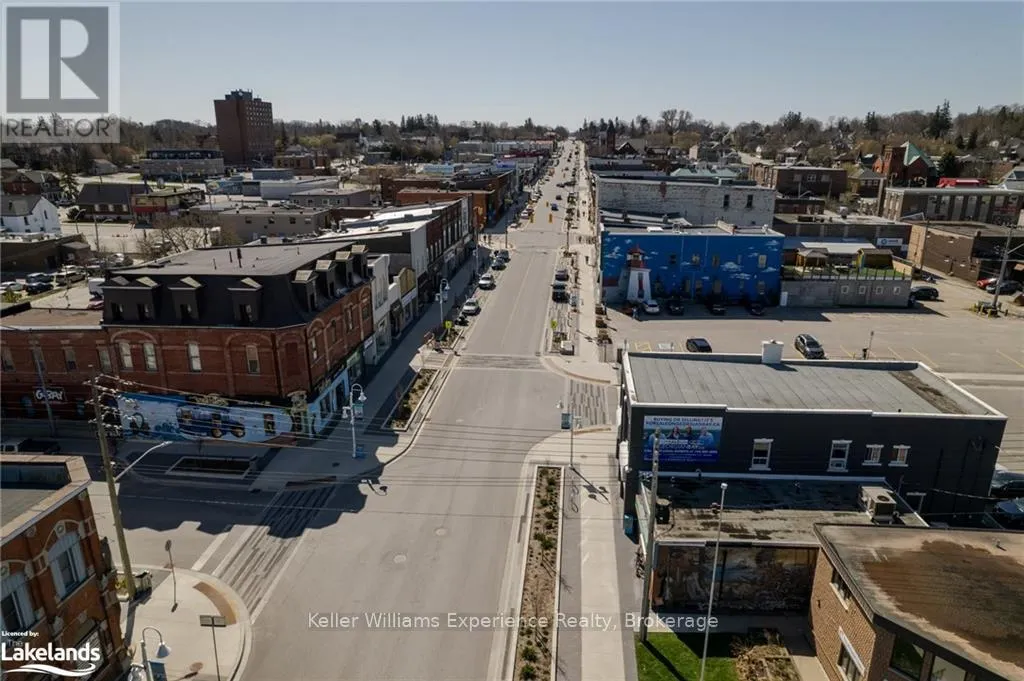 5 - 212 KING STREET, #5
