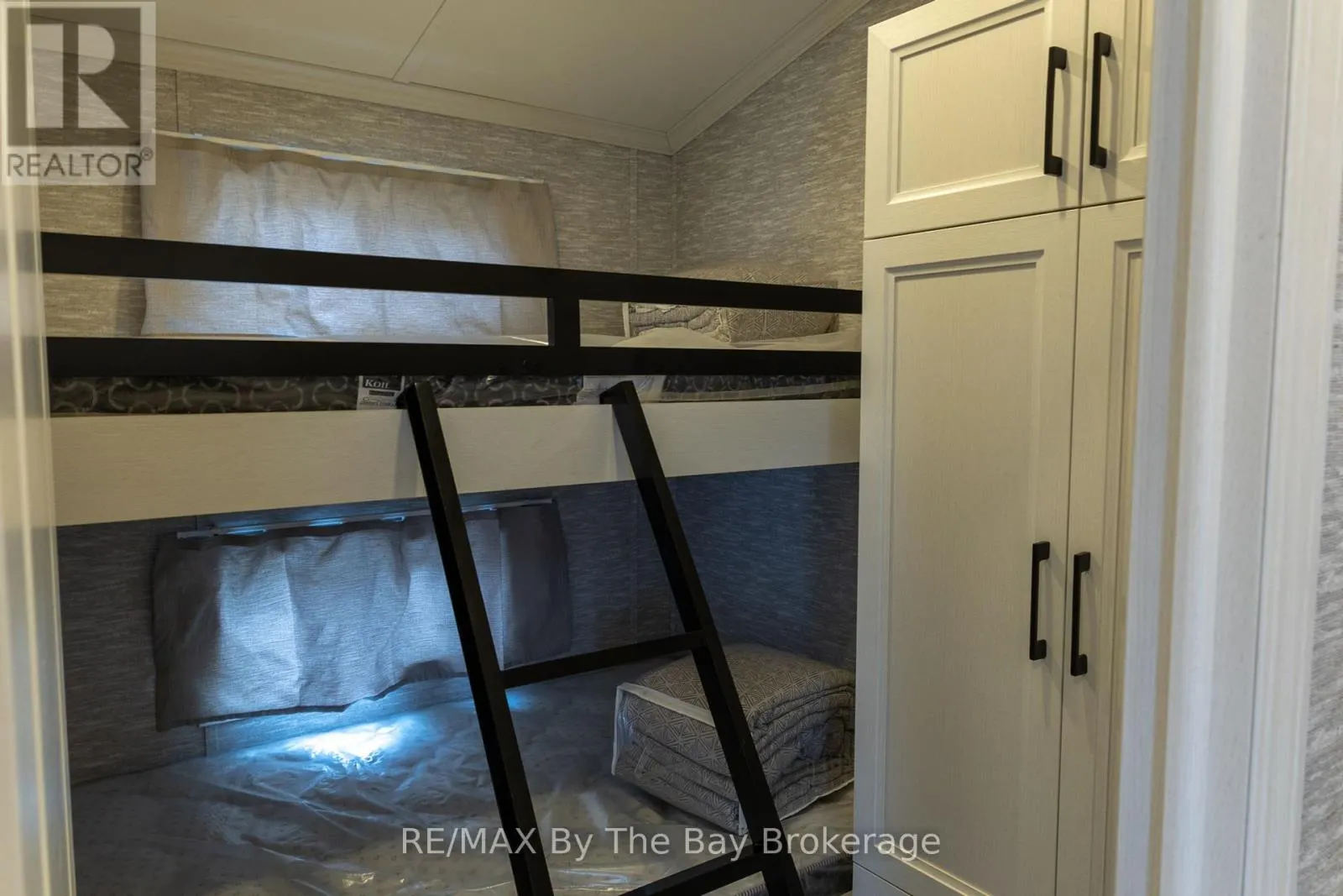 31 - 3282 OGDENS BEACH ROAD, #31