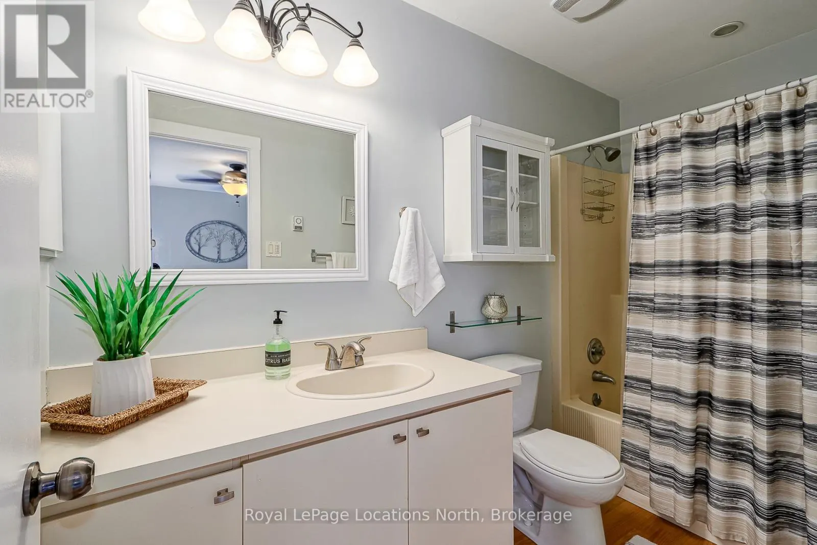 440 OXBOW CRESCENT