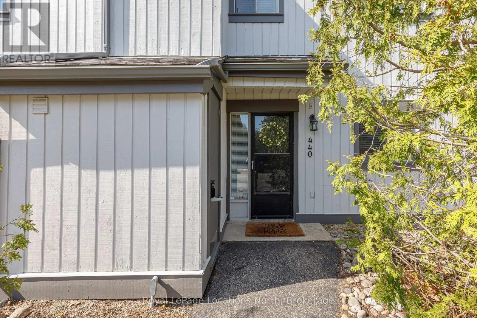 440 OXBOW CRESCENT