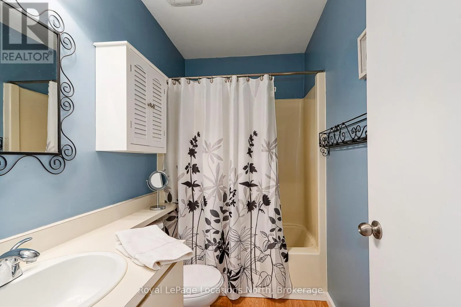 440 OXBOW CRESCENT