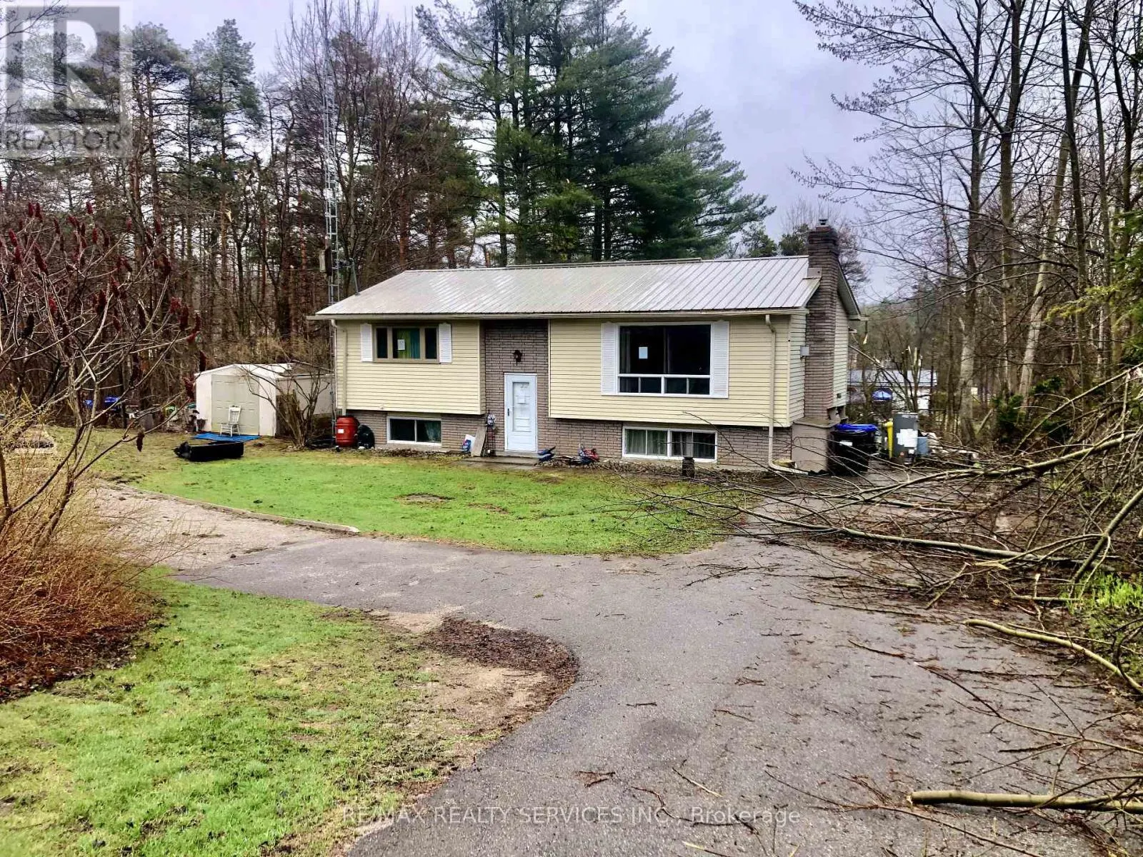 8570 HWY 12