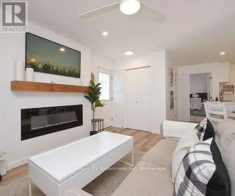 29 - 17 DAWSON DRIVE, #29