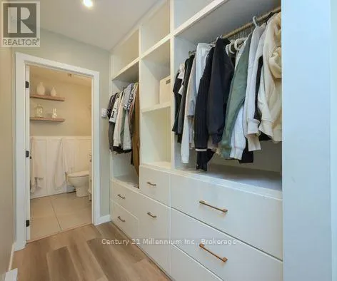 29 - 17 DAWSON DRIVE, #29