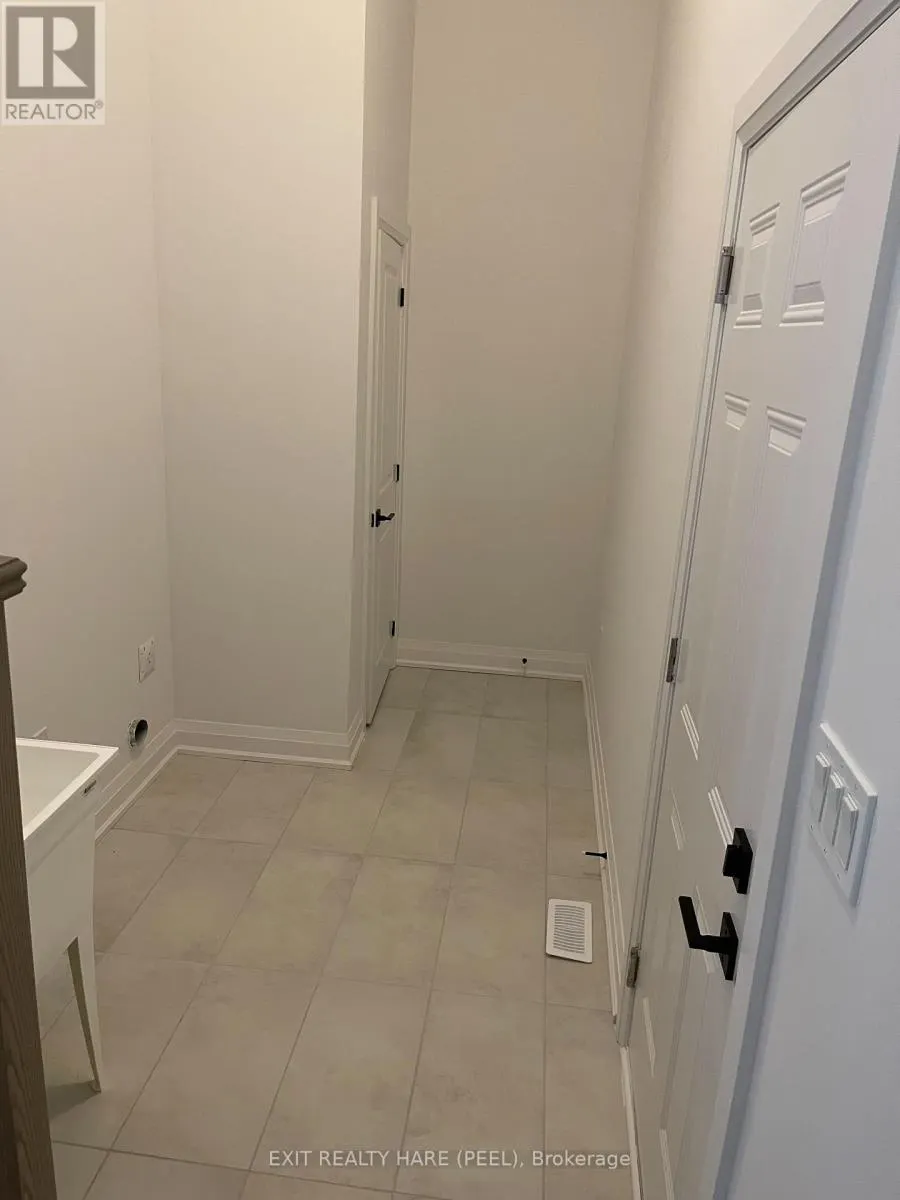 38 AMBER DRIVE