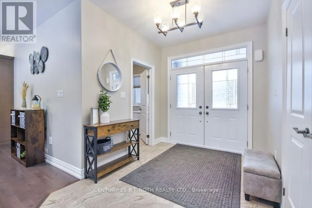 27 HOUBEN CRESCENT