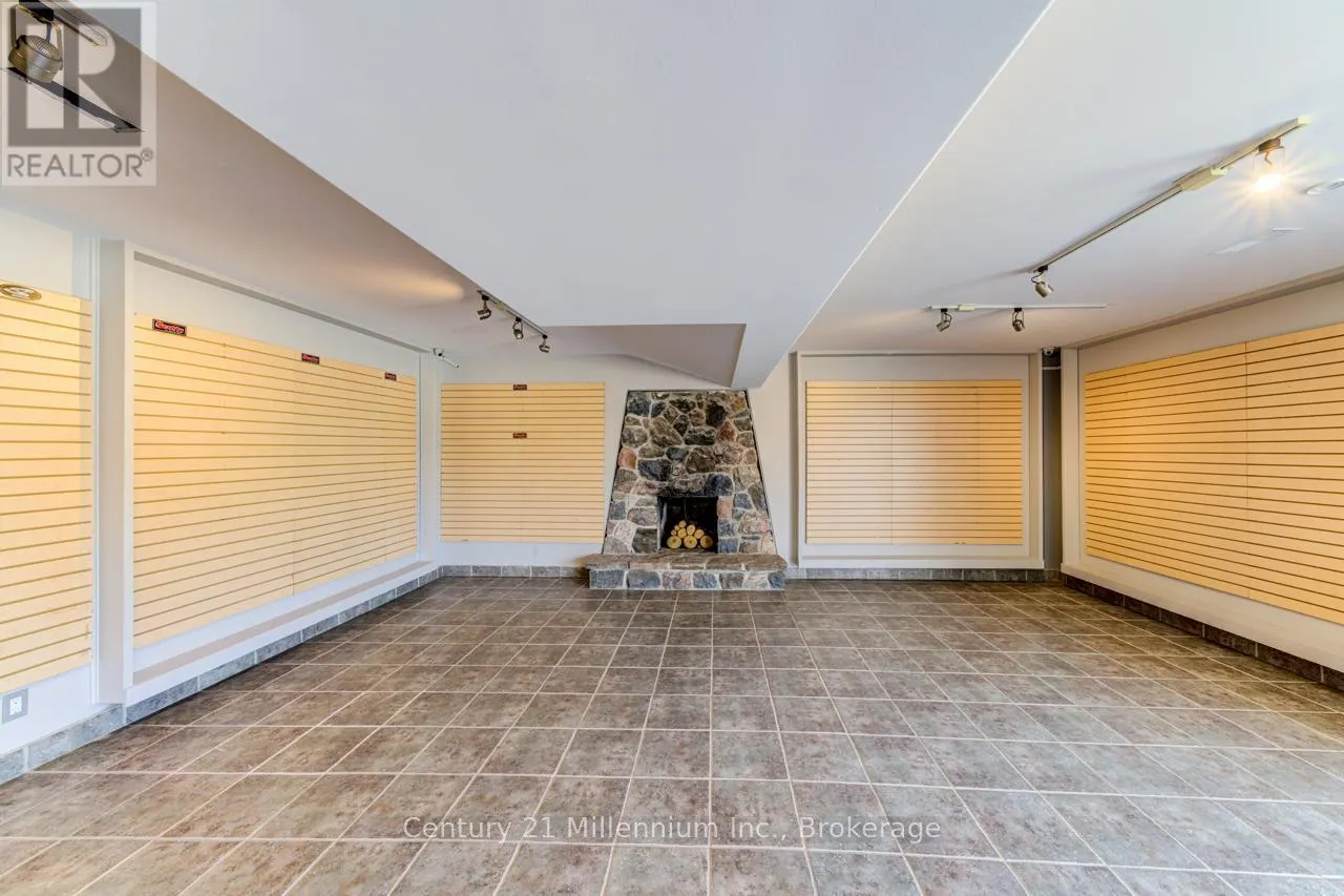 RR #1 - 9405 BEACHWOOD ROAD, #RR #1