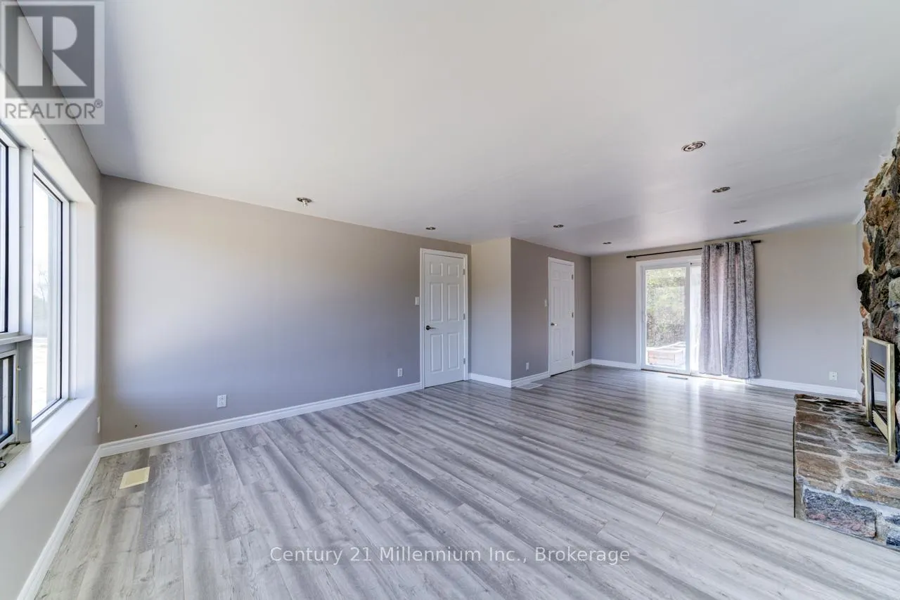 RR #1 - 9405 BEACHWOOD ROAD, #RR #1