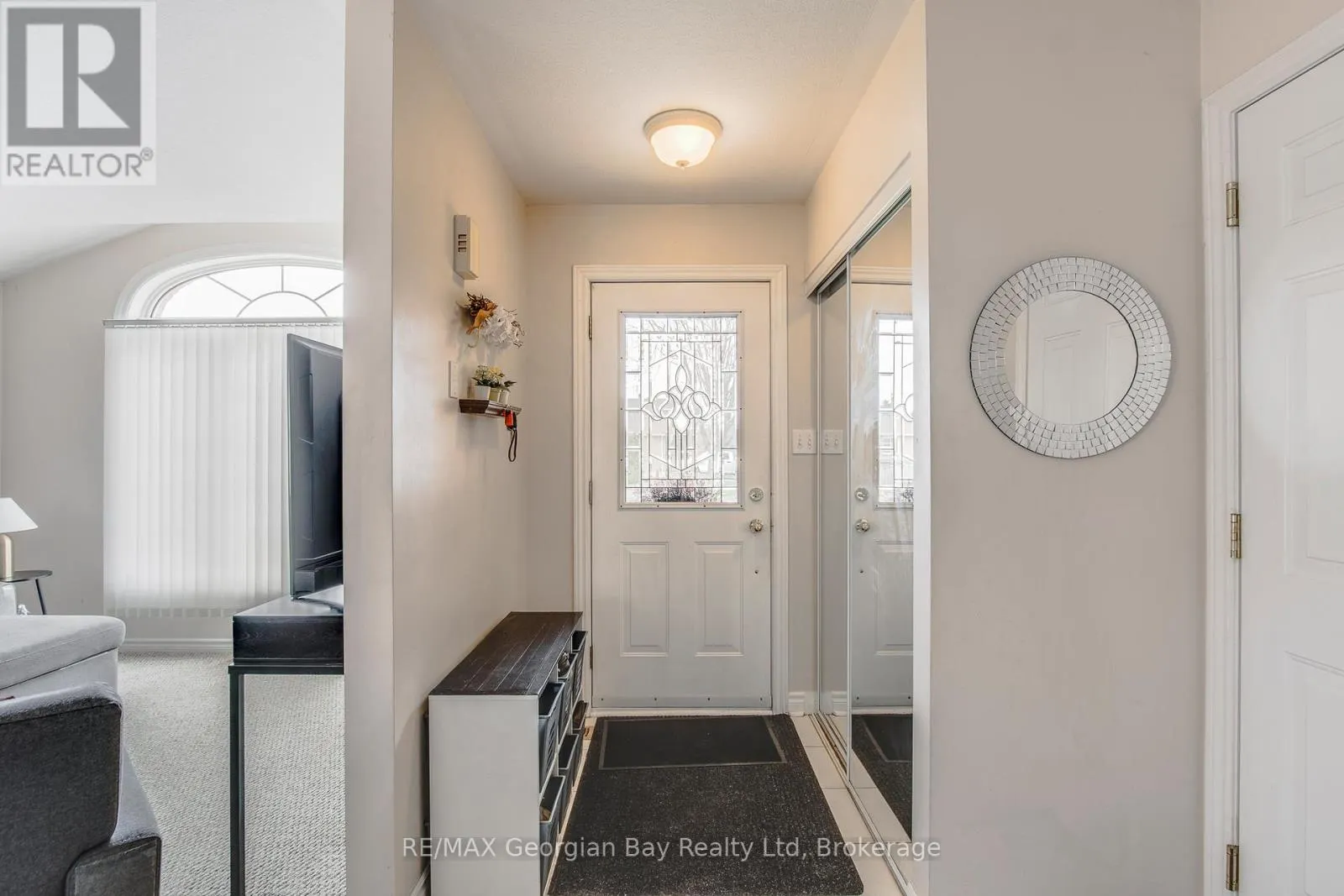 1085 WHITNEY CRESCENT