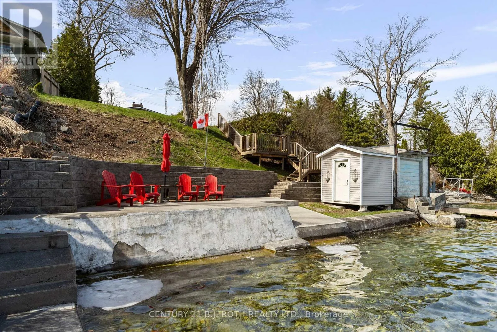 2679 LAKESHORE ROAD E