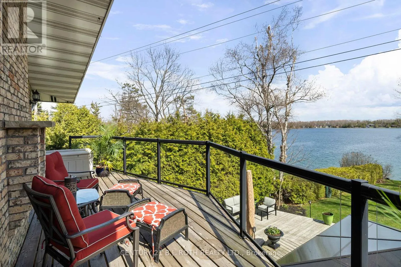 2679 LAKESHORE ROAD E