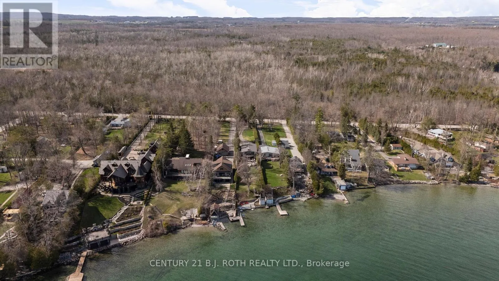 2679 LAKESHORE ROAD E