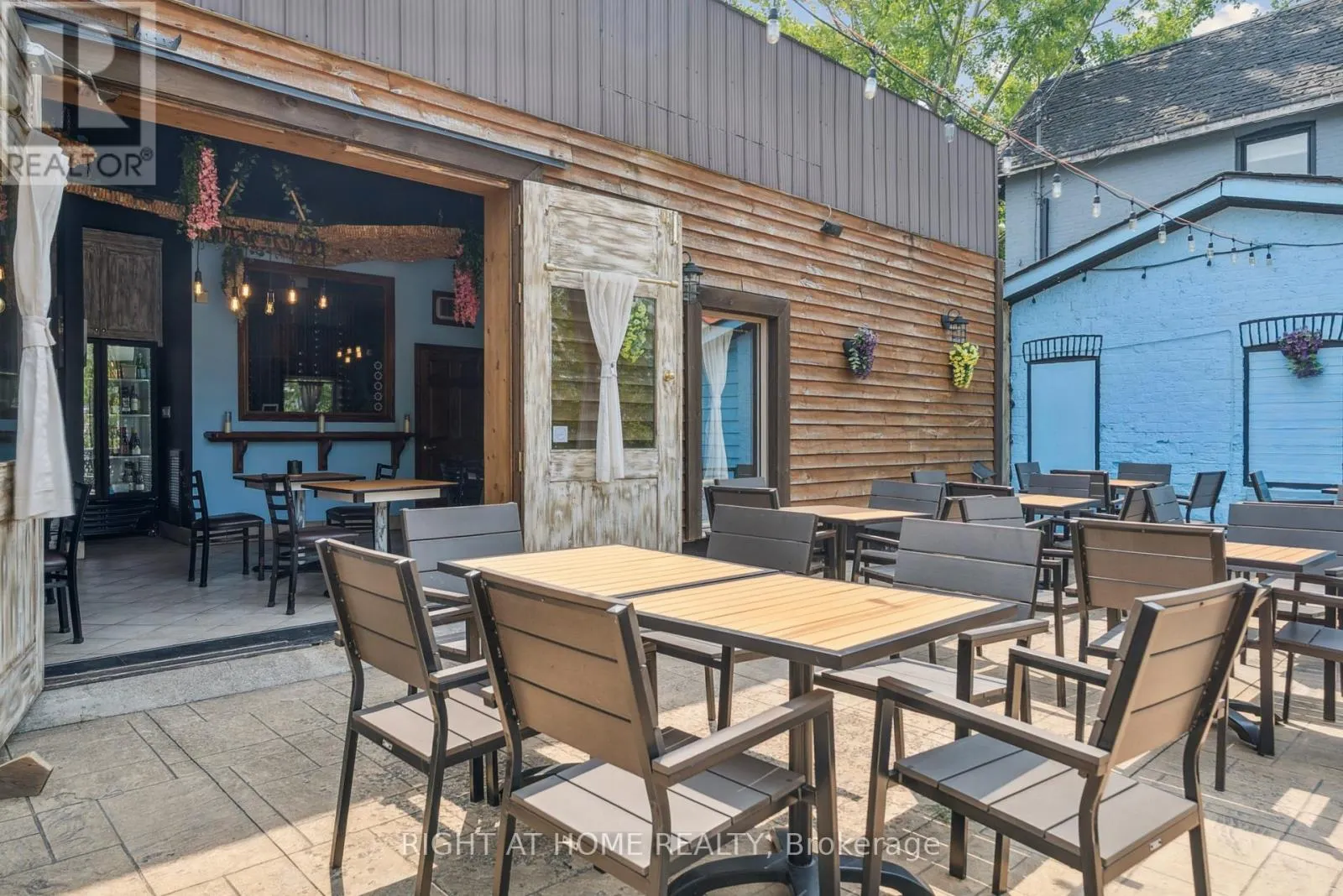 345 KING STREET