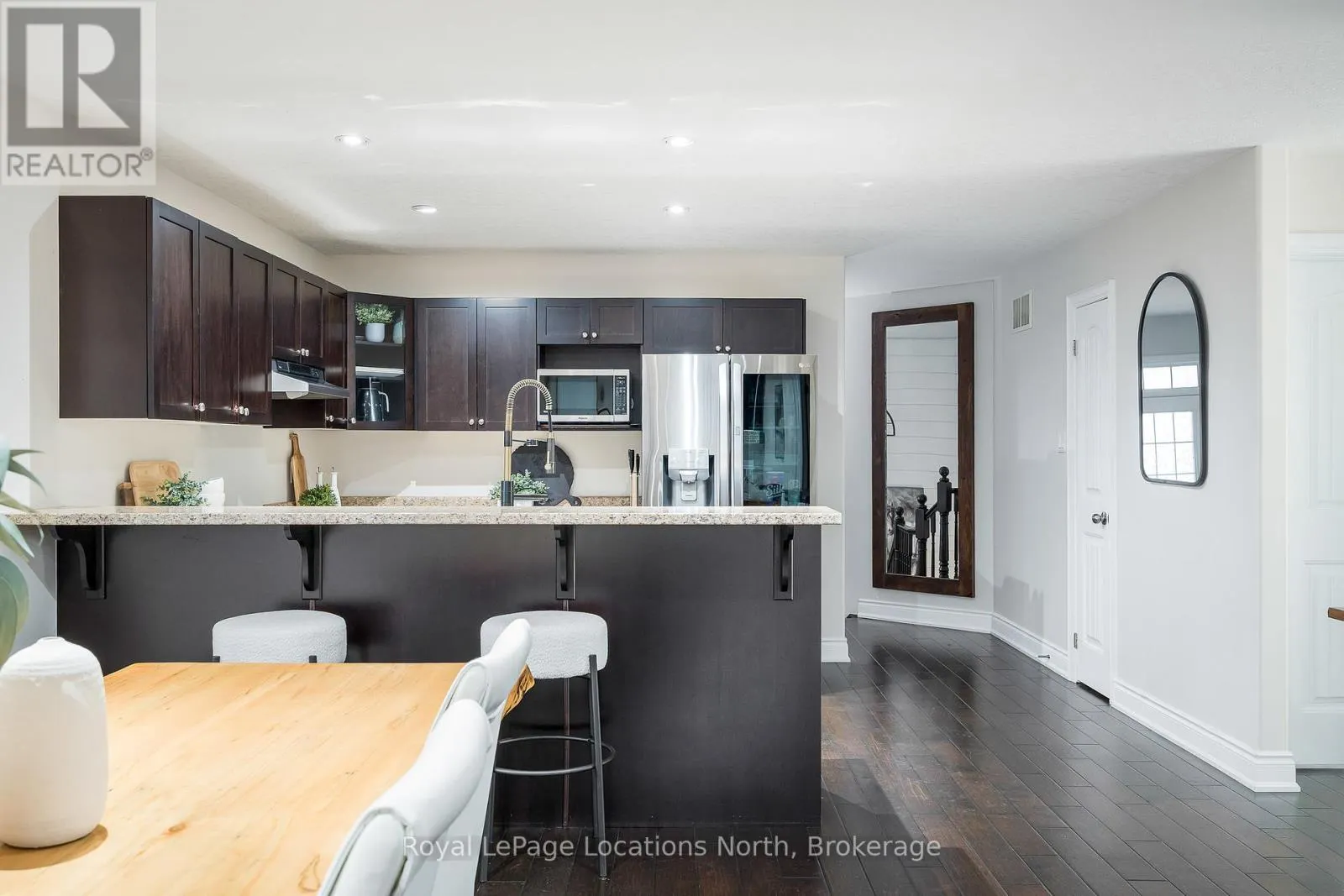 25 CLARK STREET