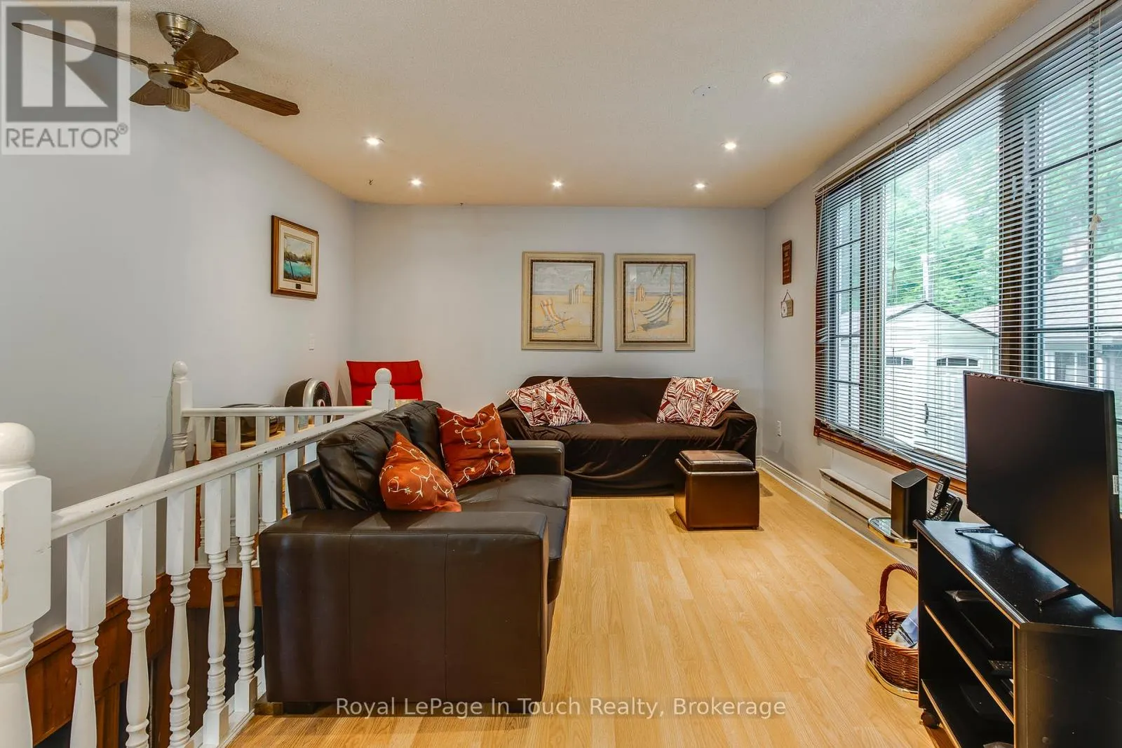 349 BALM BEACH ROAD W