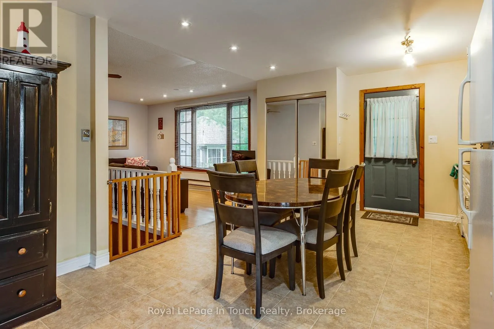 349 BALM BEACH ROAD W