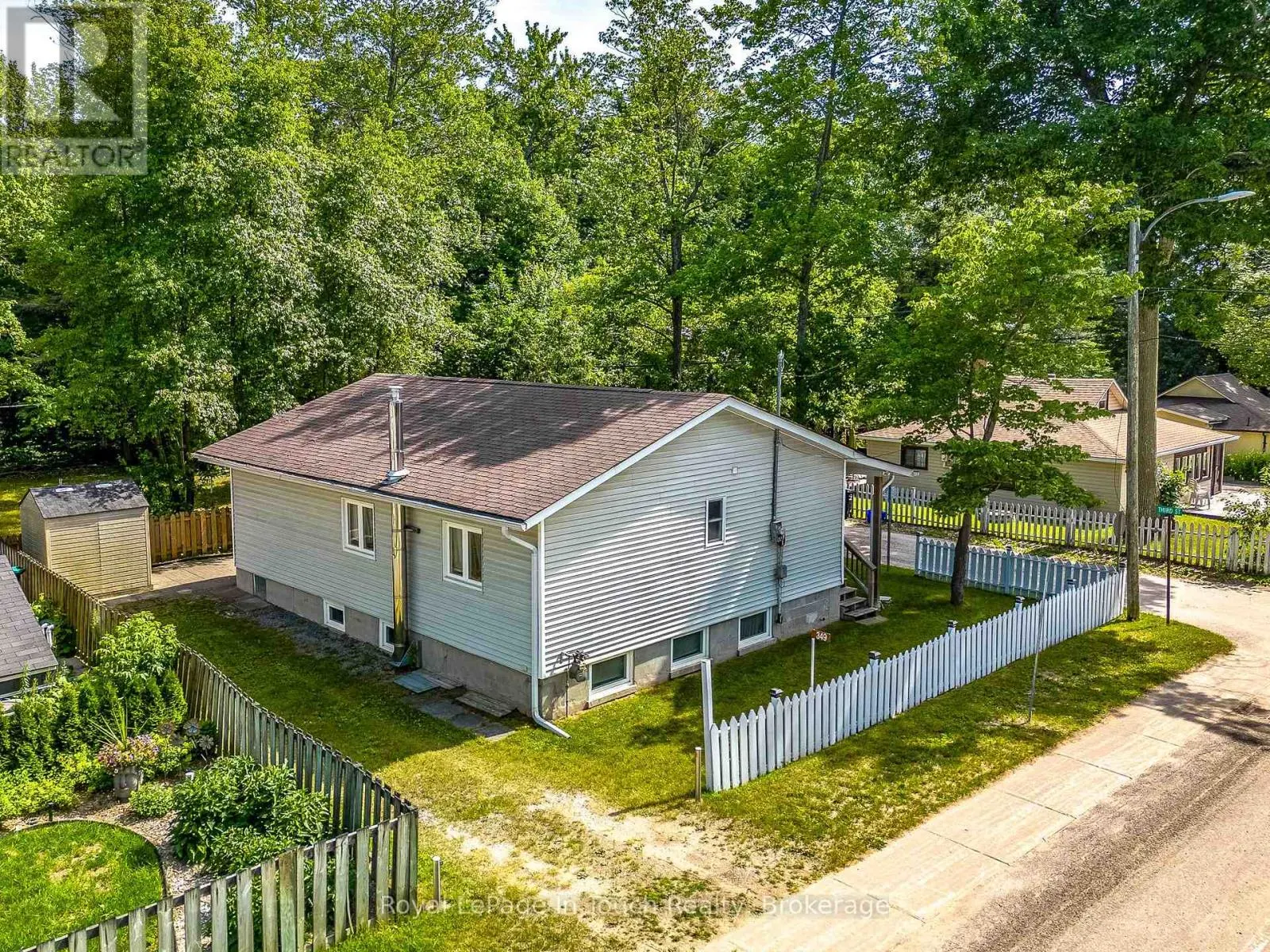 349 BALM BEACH ROAD W