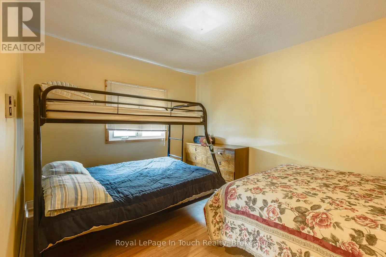 349 BALM BEACH ROAD W