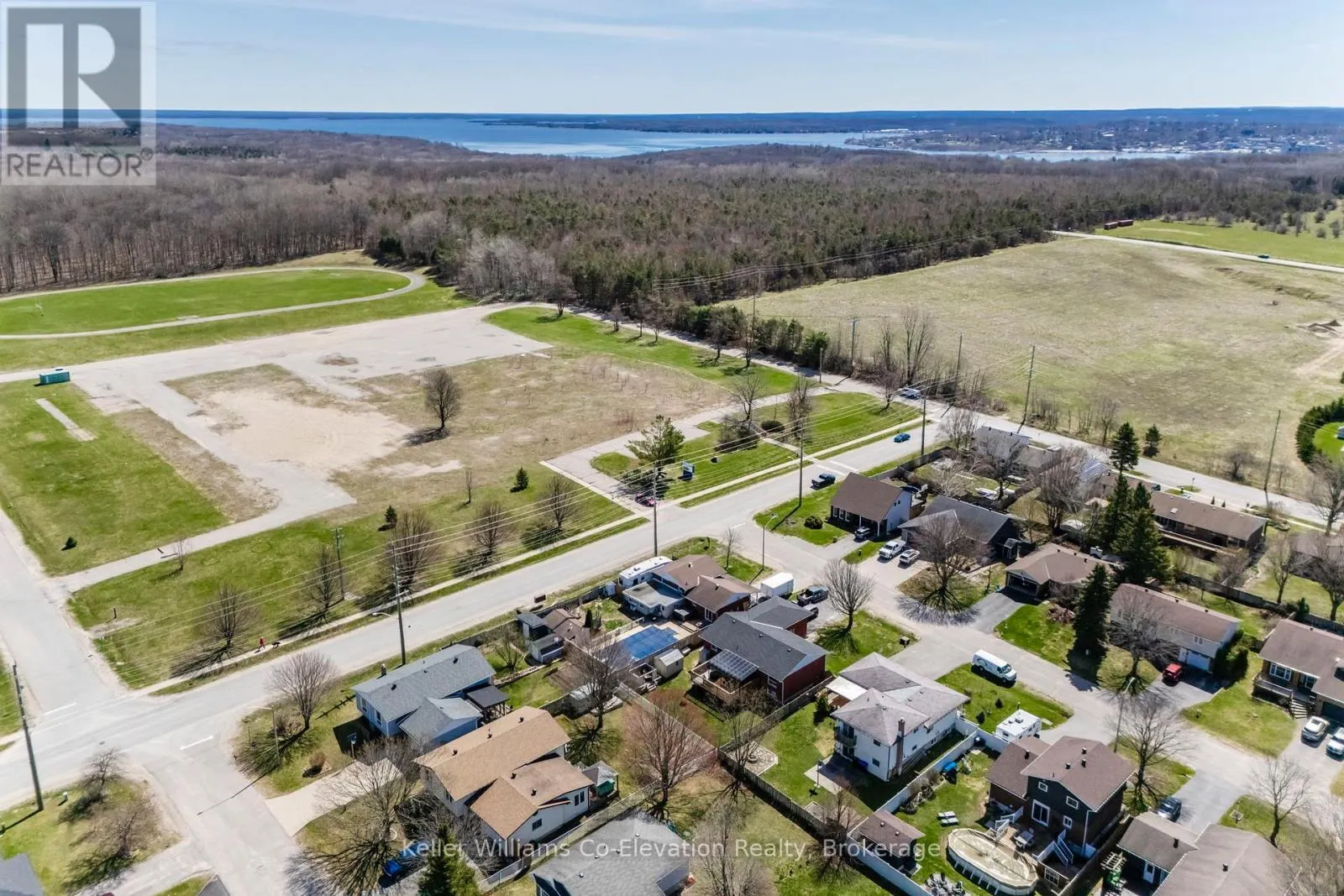 1 BONAVENTURE PLACE