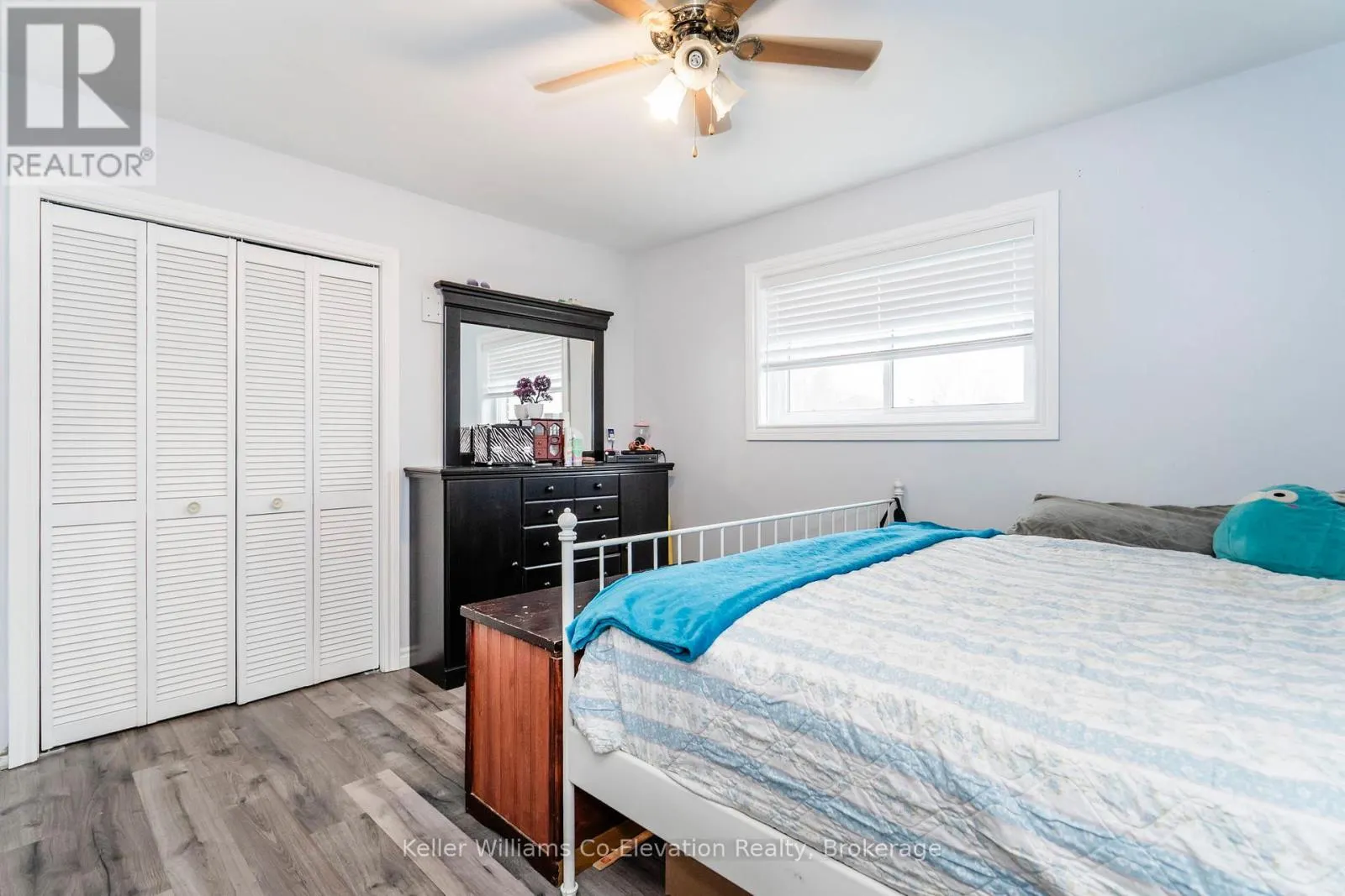1 BONAVENTURE PLACE
