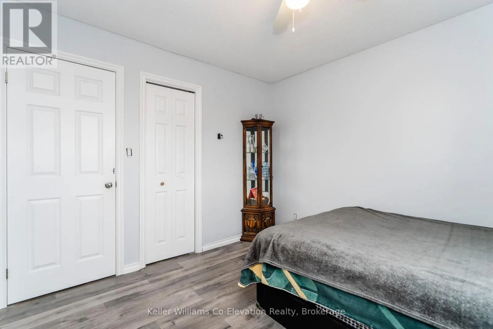 1 BONAVENTURE PLACE