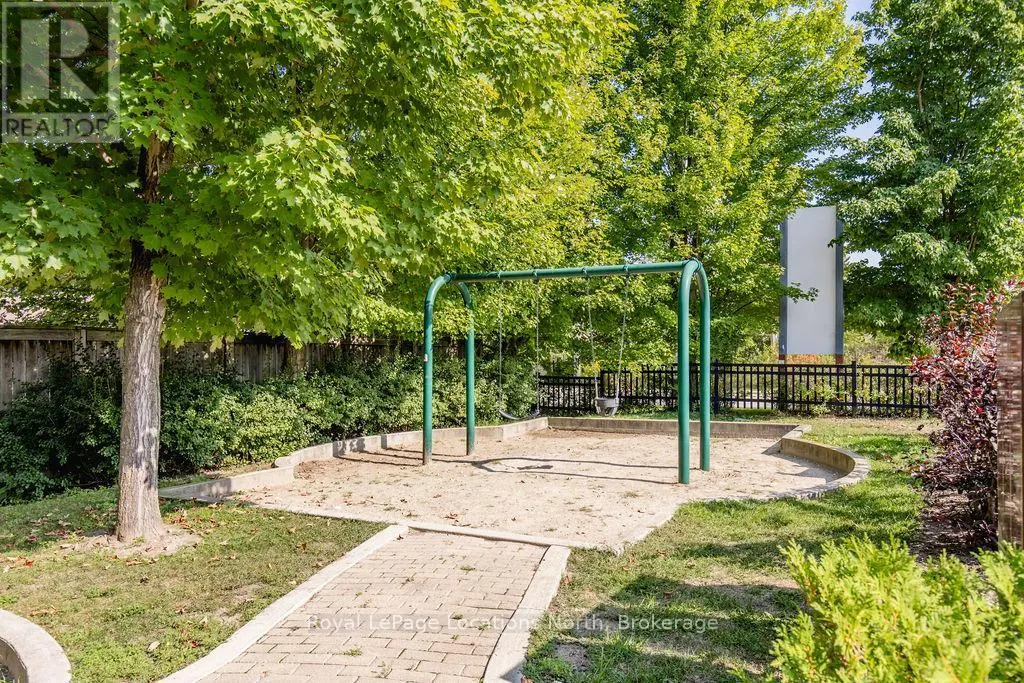 21 COVINGTON BLUE CRESCENT