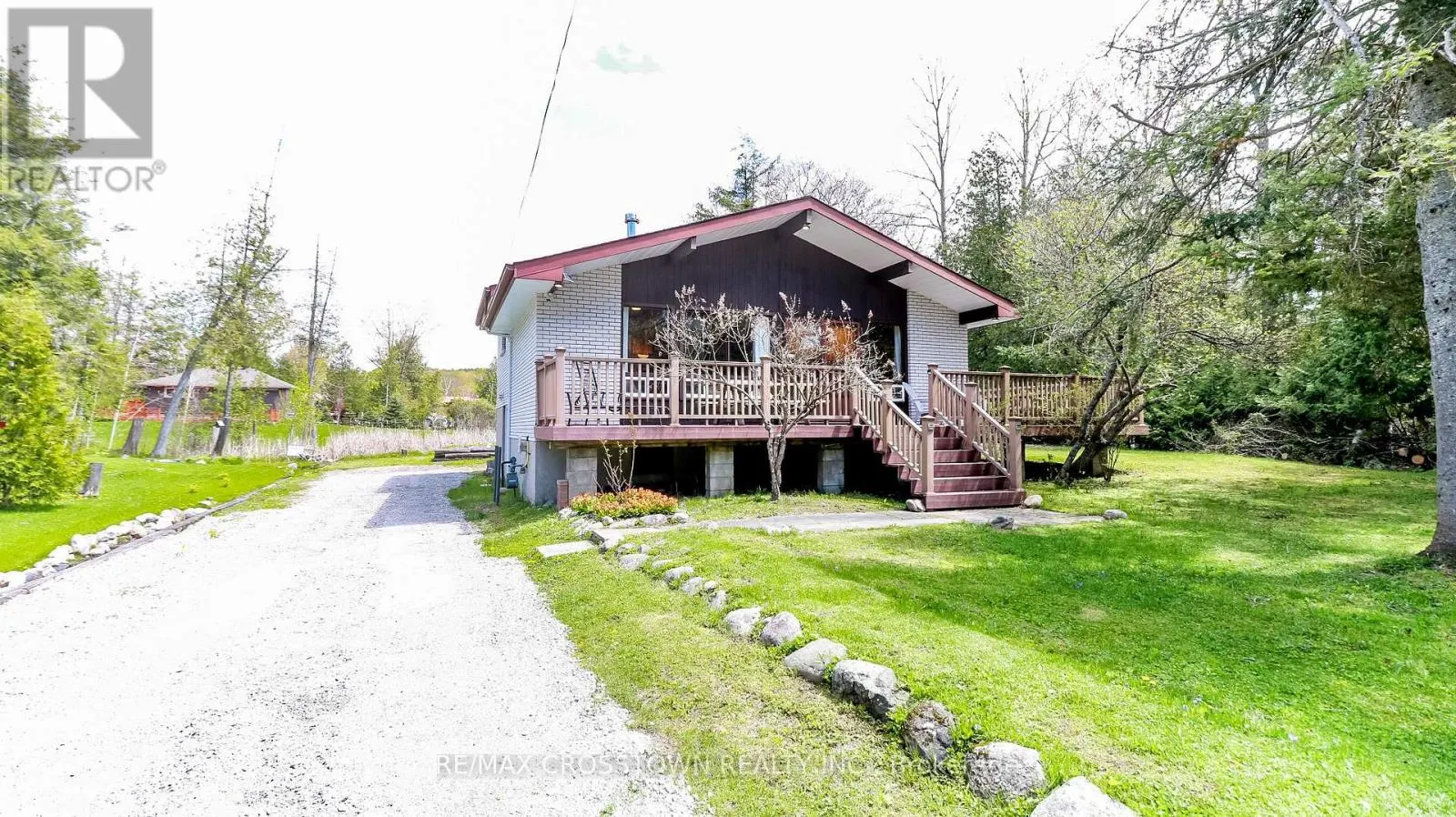 69 LESPERANCE ROAD