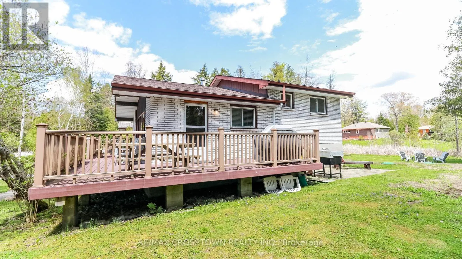 69 LESPERANCE ROAD