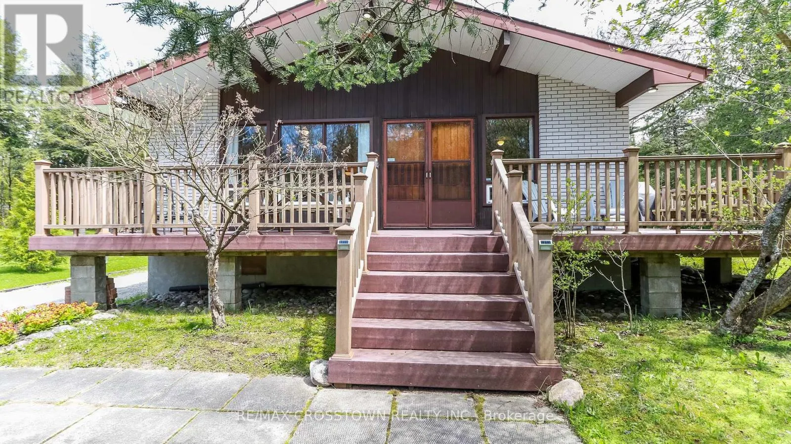 69 LESPERANCE ROAD