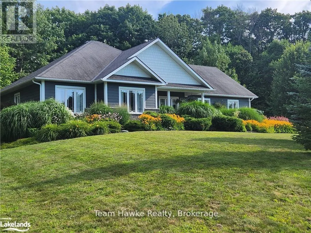 90 WINDERMERE CIRCLE