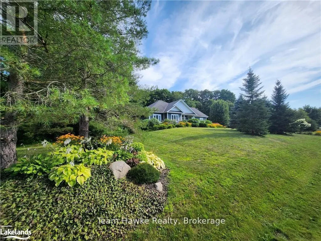 90 WINDERMERE CIRCLE