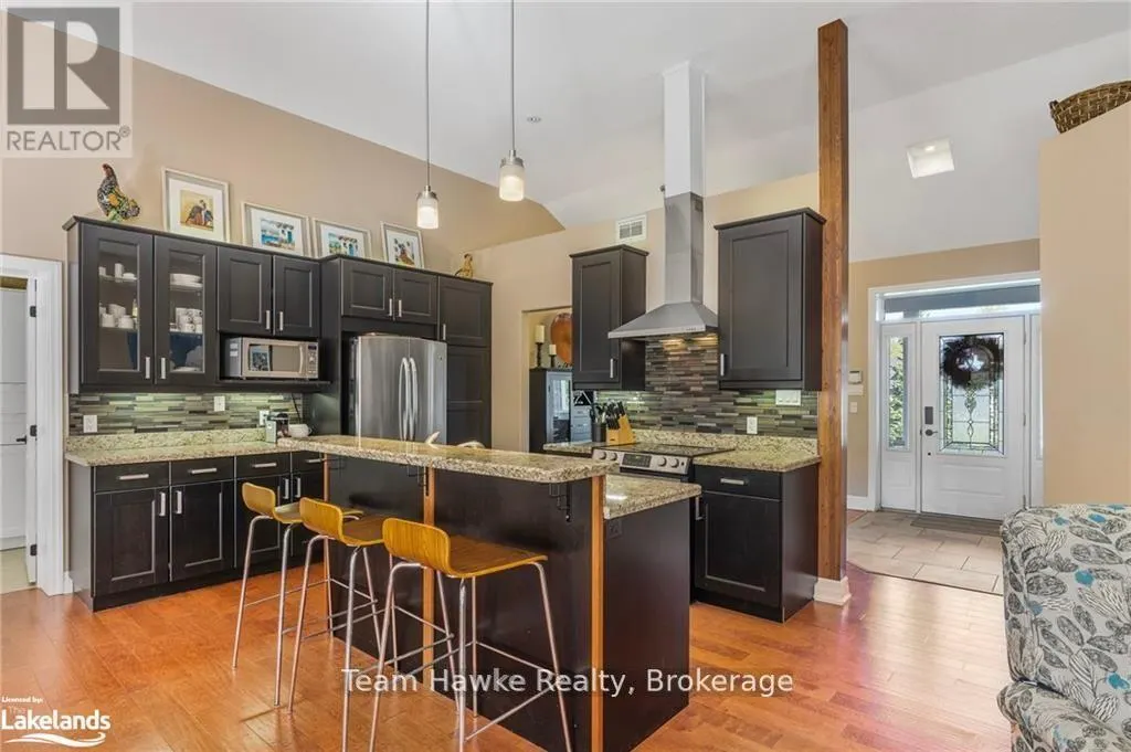 90 WINDERMERE CIRCLE