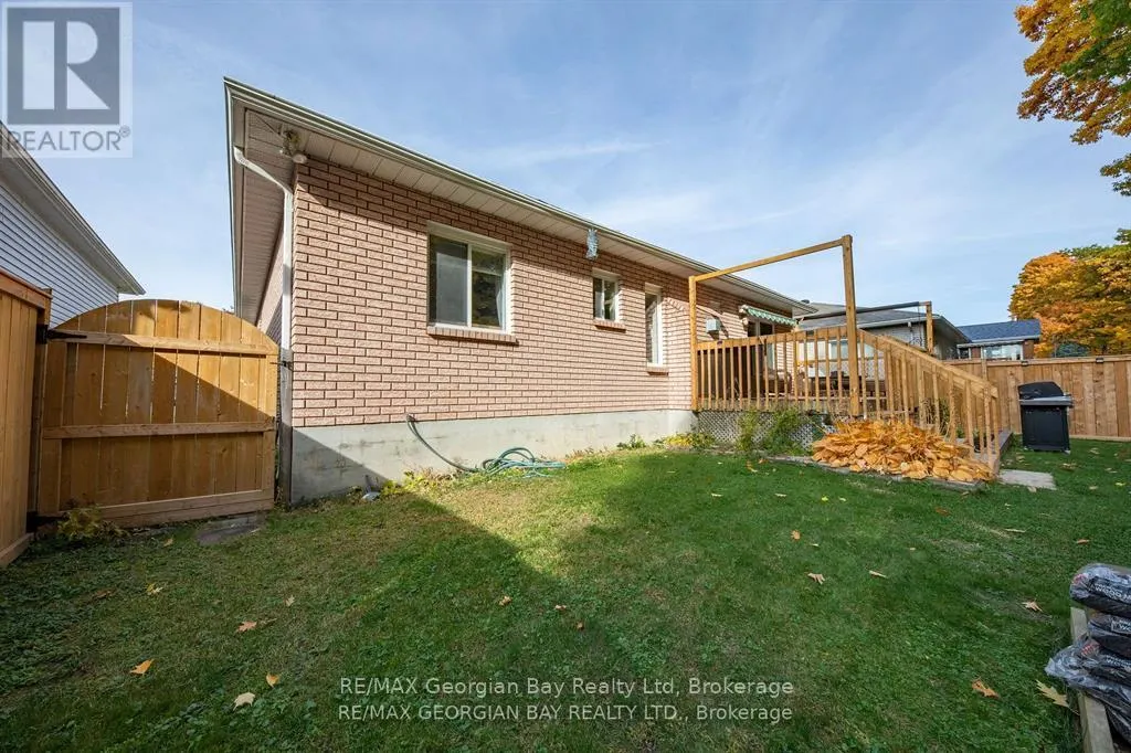 925 DOMINION AVENUE