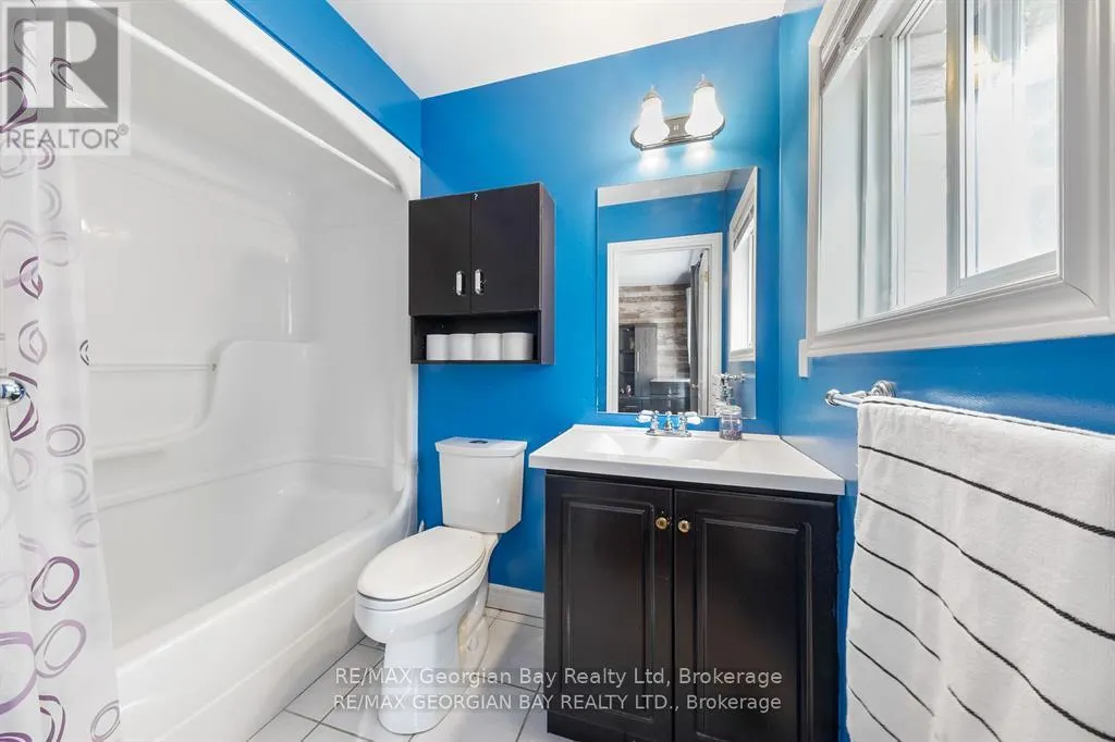 925 DOMINION AVENUE