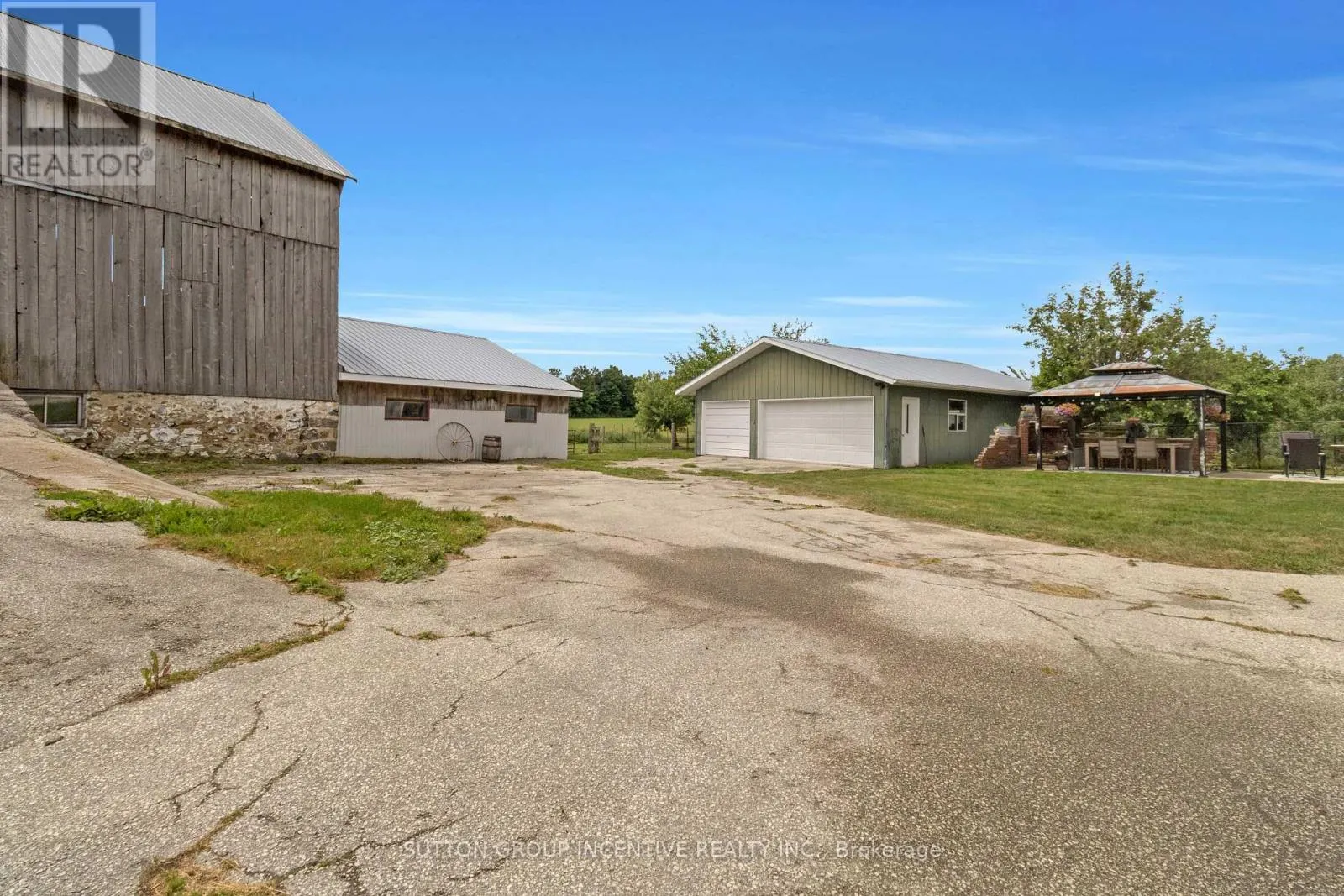 6511 21/22 NOTTAWASAGA SIDE ROAD