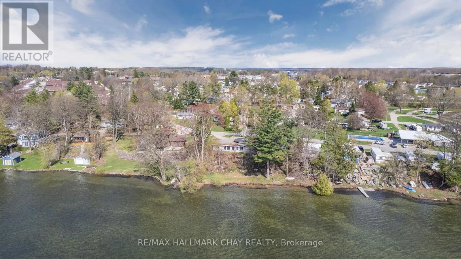 4 LAKESHORE ROAD
