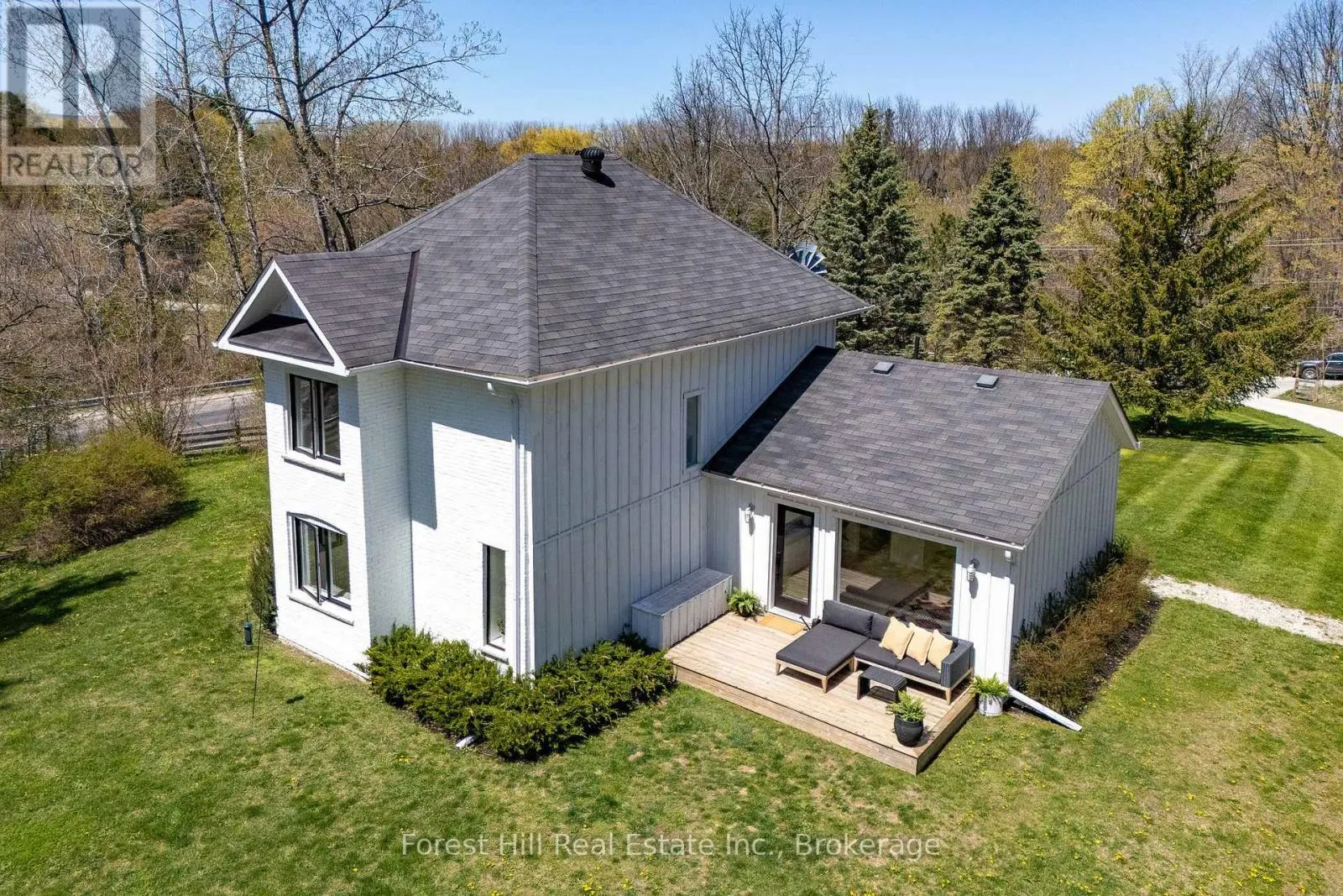 7599 36/37 NOTTAWASAGA SIDE ROAD E