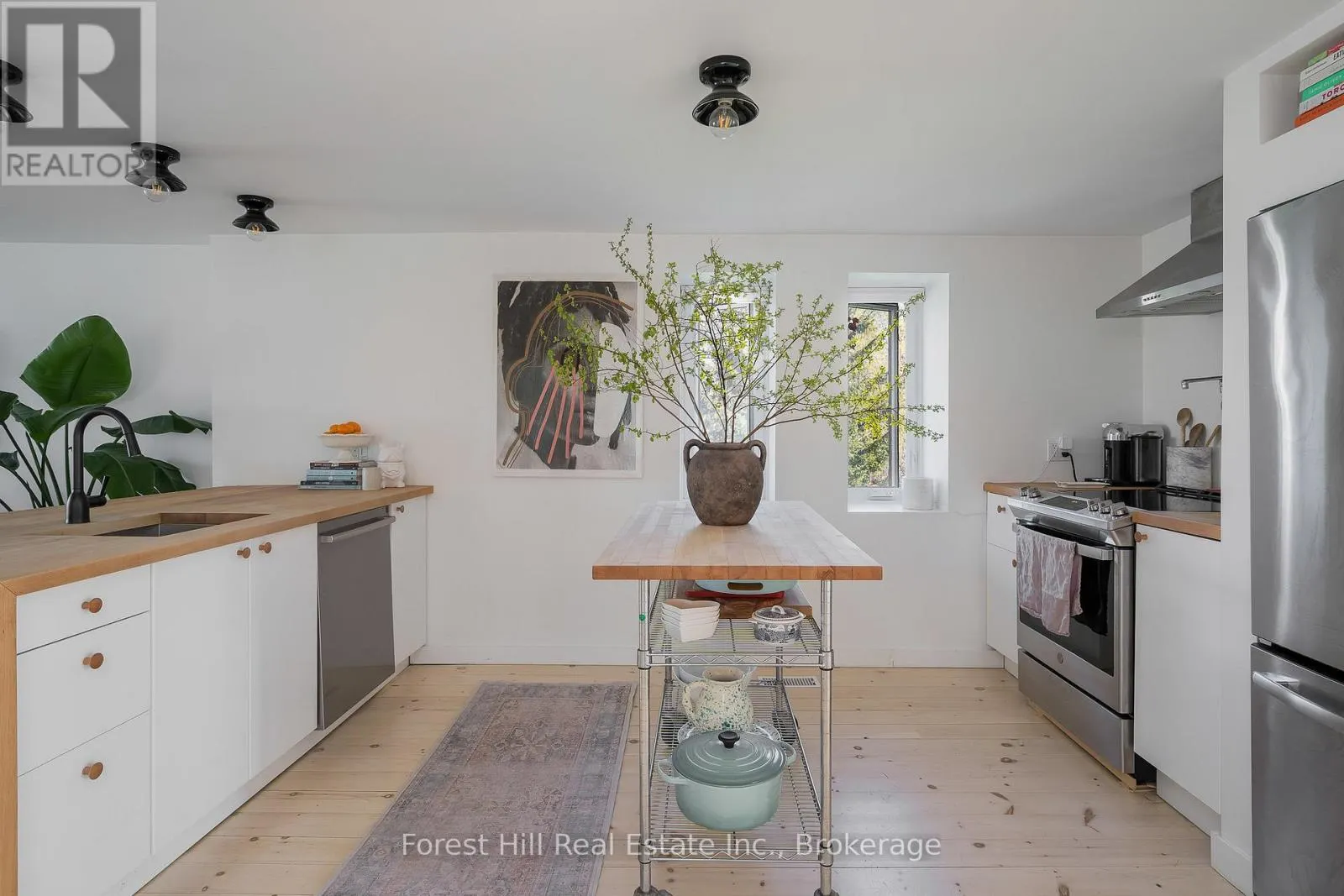 7599 36/37 NOTTAWASAGA SIDE ROAD E
